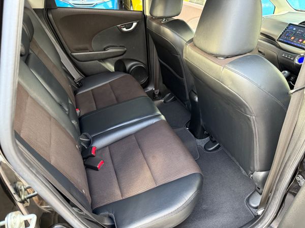 2012 Honda Fit Hybrid Automatic/ leather spec 374575186