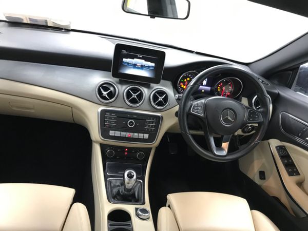 Mercedes-Benz CLA 2017 374576978