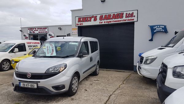 FIAT DOBLO CREWCAB VAT INVOICE 102KM MINT 374588422