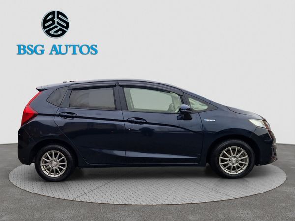 2019 HONDA FIT 1.5 HYBRID AUTOMATIC 374596360