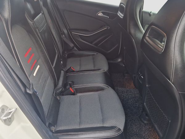 2016 MERCEDES BENZ A180  1.6 PETROL AUTOMATIC 374596737