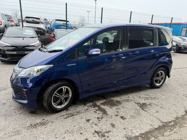 2014 Honda Freed 1.5 Hybrid Automatic/6 seater 374596999
