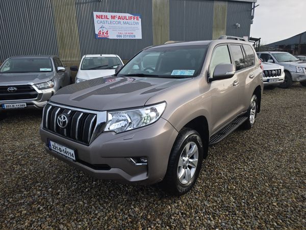 Toyota Land Cruiser LC GX LWB 374597942