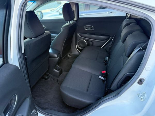 2017 Hinda Vezel 1.5 Hybrid Auto, Car Play 374628150