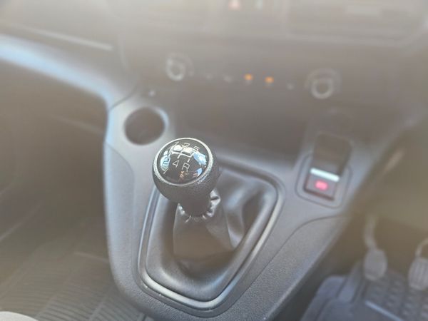 OPEL COMBO // NEW CVRT // 3 SEATS 374634394