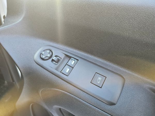 OPEL COMBO // NEW CVRT // 3 SEATS 374634390