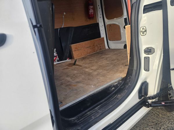 OPEL COMBO // NEW CVRT // 3 SEATS 374634402