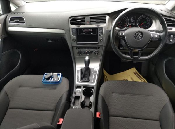 2016 (162) VW Golf Estate - 1.2 Petrol + Automatic 374634452