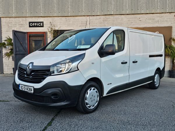 RENAULT TRAFIC LWB // 08/26 DOE 374635510