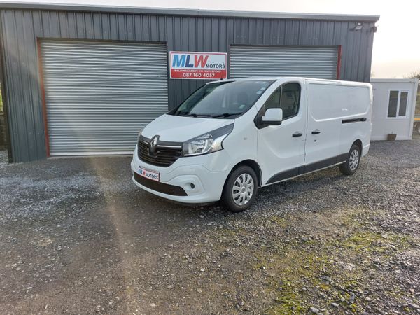 Renault Trafic 212 LWB 2.0L Showroom Con LOW Milea 374631579