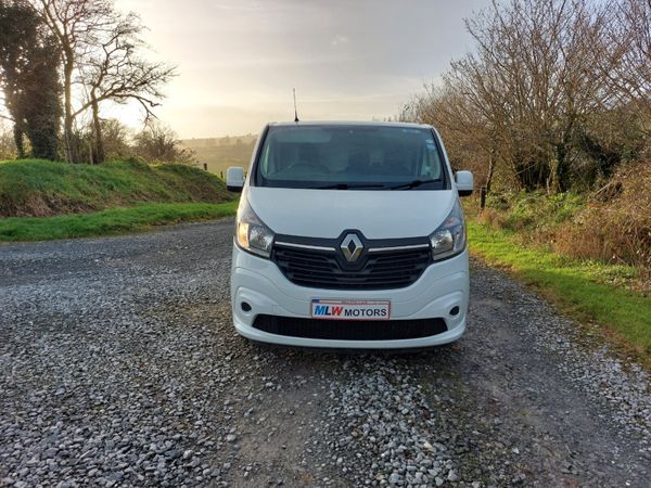 Renault Trafic 212 LWB 2.0L Showroom Con LOW Milea 374631684