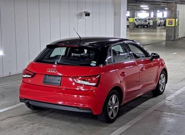 2015 Audi A1 -1.0 Petrol + Automatic 374632013