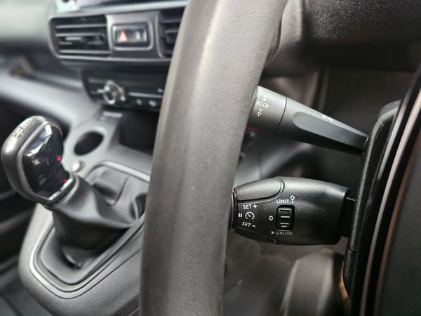 PEUGEOT PARTNER PRO PLUS // BIG SPEC // 3 SEATS 374632506