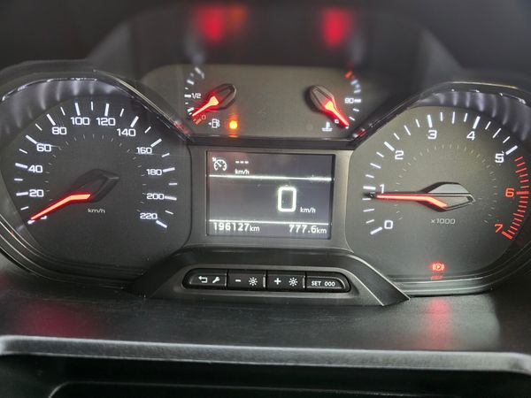 PEUGEOT PARTNER PRO PLUS // BIG SPEC // 3 SEATS 374632508