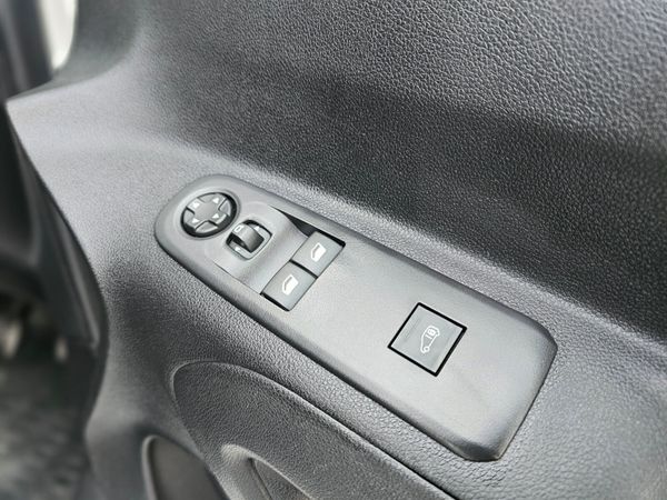 PEUGEOT PARTNER PRO PLUS // BIG SPEC // 3 SEATS 374632509