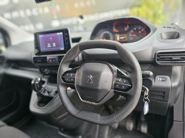 PEUGEOT PARTNER PRO PLUS // BIG SPEC // 3 SEATS 374632503