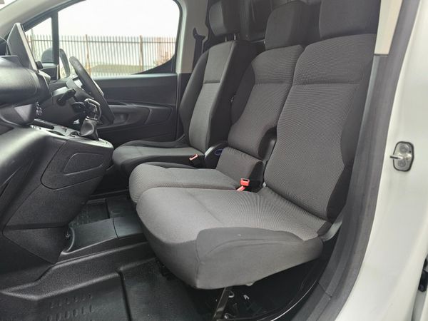 PEUGEOT PARTNER PRO PLUS // BIG SPEC // 3 SEATS 374632518