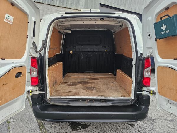 PEUGEOT PARTNER PRO PLUS // BIG SPEC // 3 SEATS 374632513