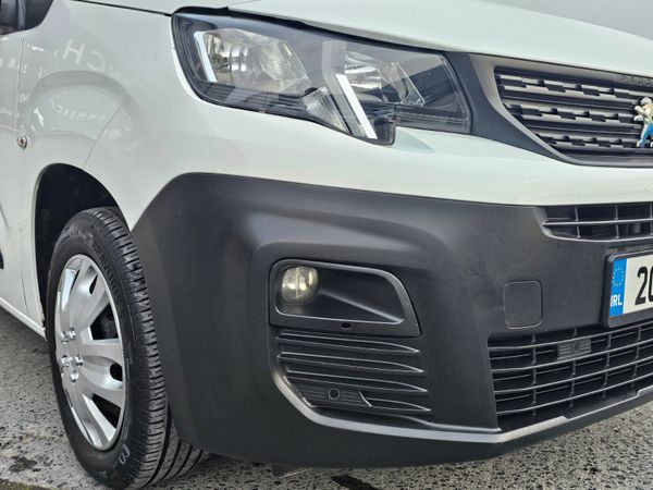 PEUGEOT PARTNER PRO PLUS // BIG SPEC // 3 SEATS 374632529