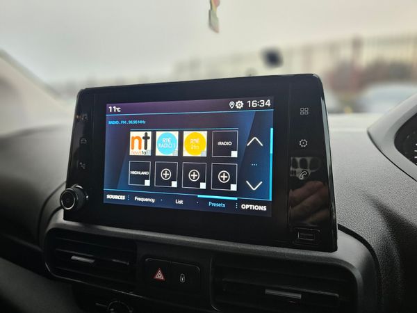 PEUGEOT PARTNER PRO PLUS // BIG SPEC // 3 SEATS 374632521