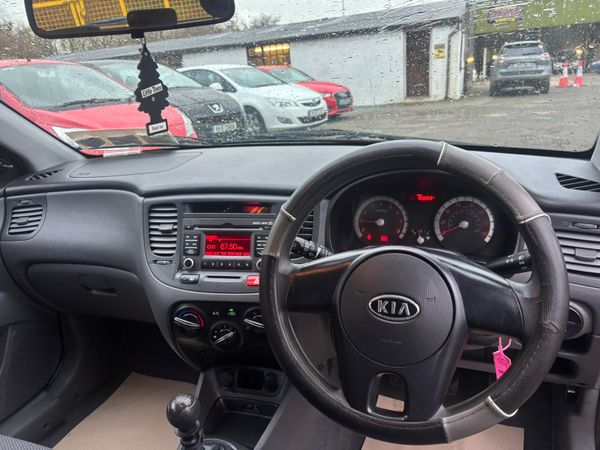 Low Mileage Kia Rio NCT Tax Warrantly 374655236