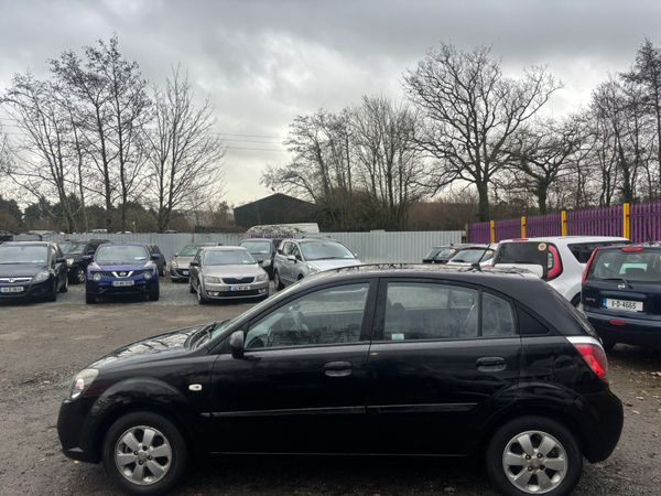 Low Mileage Kia Rio NCT Tax Warrantly 374655231