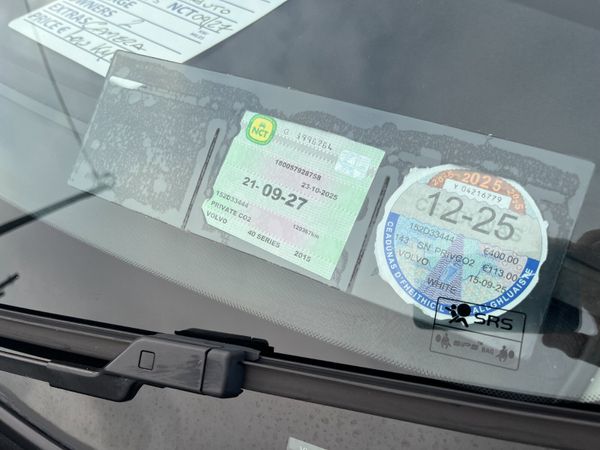 Volvo V40 2015, 1.6 5DR AUTOMATIC LOW KMS 374655550