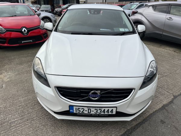 Volvo V40 2015, 1.6 5DR AUTOMATIC LOW KMS 374655551
