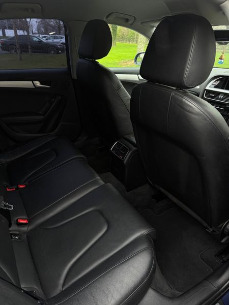 Audi A4 2015 374655684