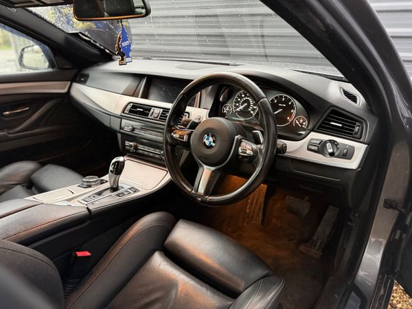 BMW 5-Series 2015 M-Sport AUTOMATIC 374657712