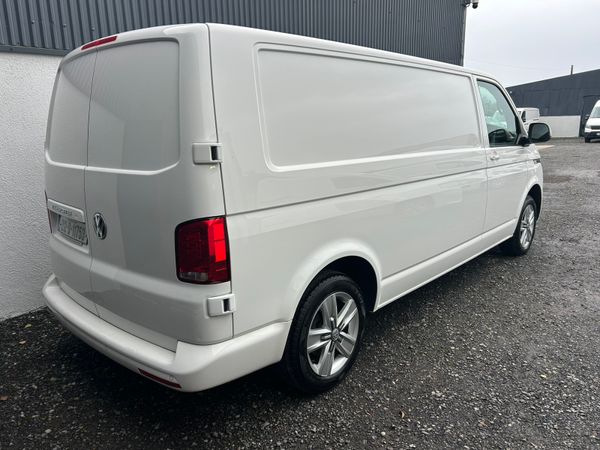 2021 Volkswagen Transporter / Highline alloys 374653328