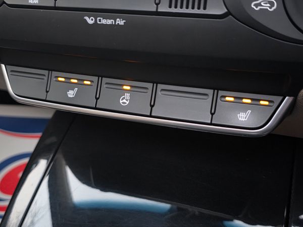 Kia Sorento Platinum AWD *HUGE SPEC* New NCT 2016 374668610