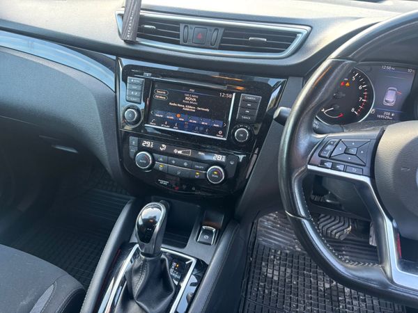 Nissan Qashqai 2019 374660896