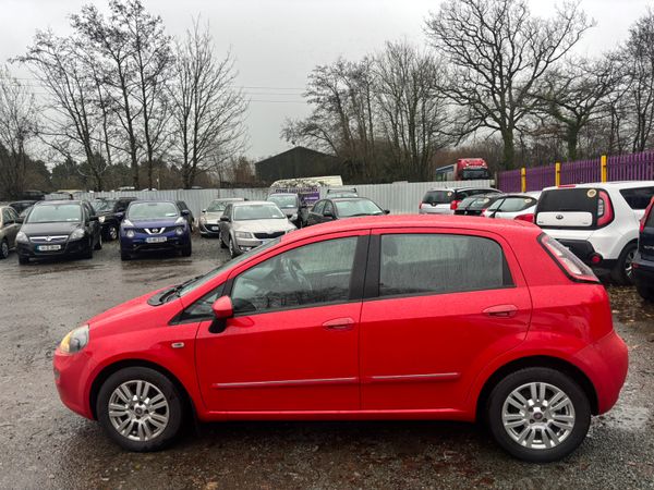 Stunning Low Mileage Fiat Punto NCT Tax Warranty 374674747