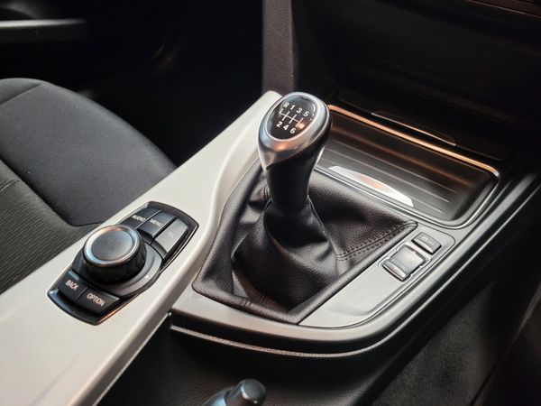 141 BMW 320D SPORT TOURING  = STUNNING CAR = 374704720