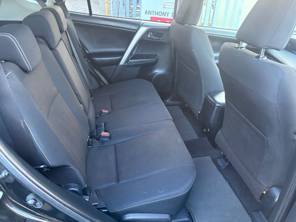 172 Toyota RAV4 Luna 374705516