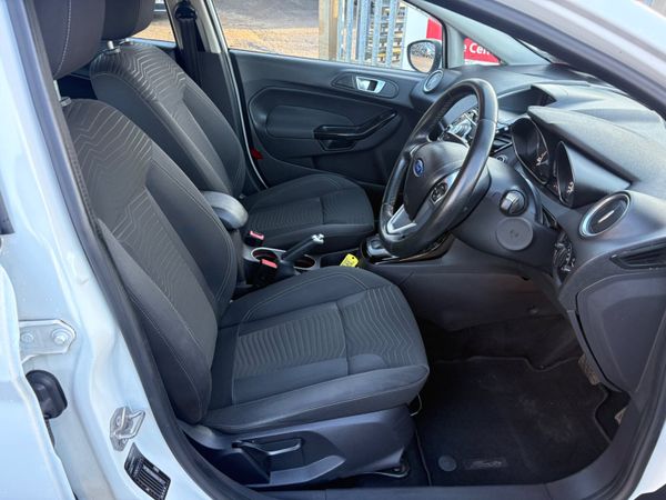 Ford Fiesta Automatic Zetec S 374706361