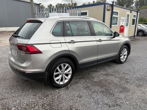 Volkswagen Tiguan Highline 150bhp 374706934