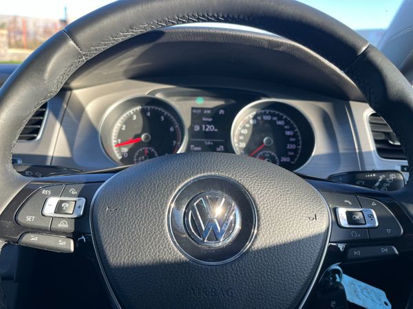 VOLKSWAGEN GOLF 2015, 1.2 TSI 5DR AUTO LOW KMS 374726835