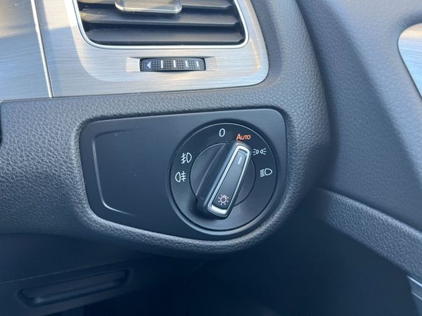 VOLKSWAGEN GOLF 2015, 1.2 TSI 5DR AUTO LOW KMS 374726830