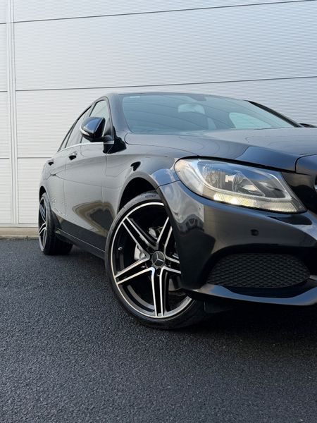Mercedes-Benz C220d Sport 374744087