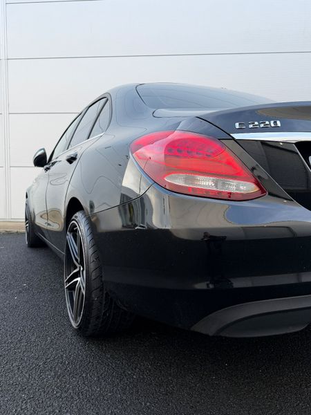 Mercedes-Benz C220d Sport 374744157