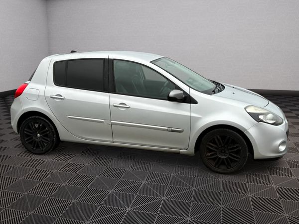 Renault Clio *NCT 03-26* 374745105