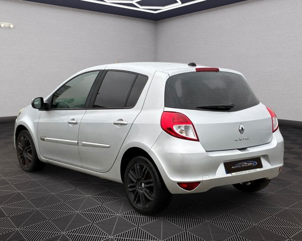 Renault Clio *NCT 03-26* 374745106