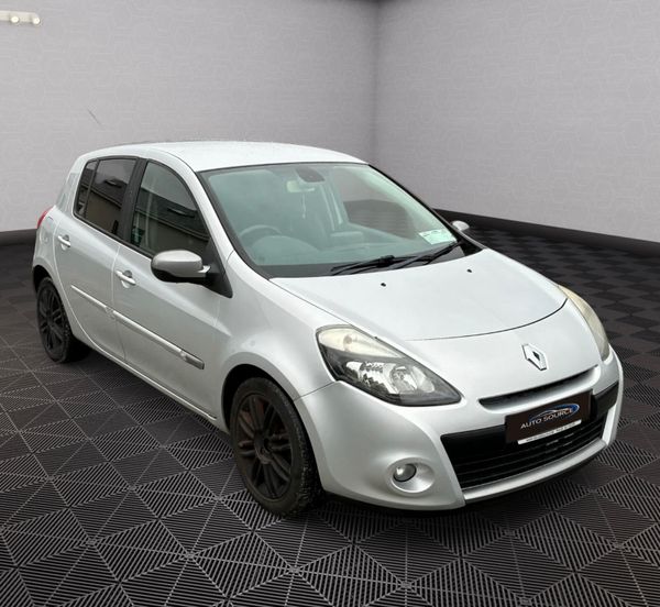 Renault Clio *NCT 03-26* 374745100