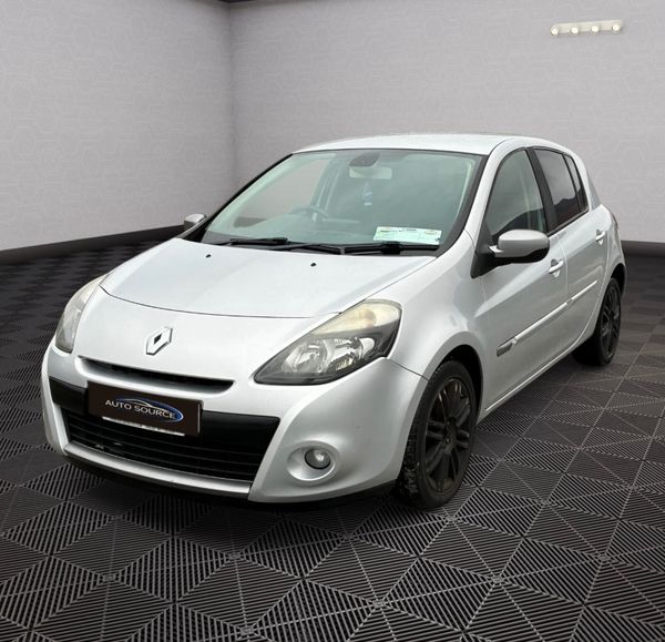 Renault Clio *NCT 03-26* 374745101