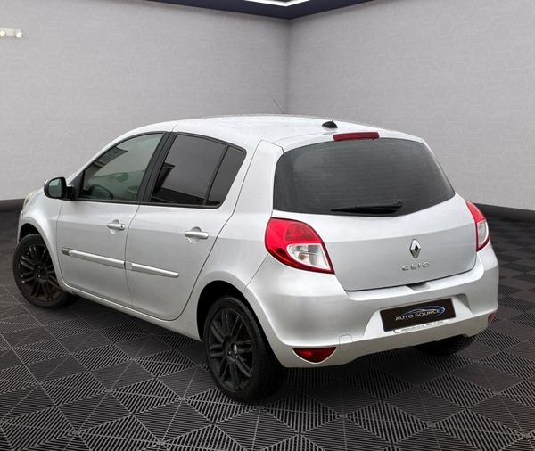 Renault Clio *NCT 03-26* 374745102