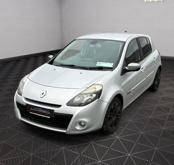Renault Clio *NCT 03-26* 374745117