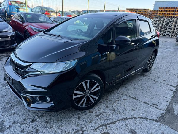 2017 Honda Fit Hybrid automatic/Sensing /leather 374742672