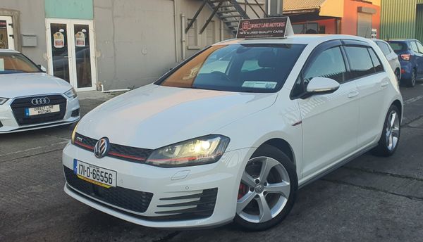2017 Volkswagen Golf GTI Performance 374752071